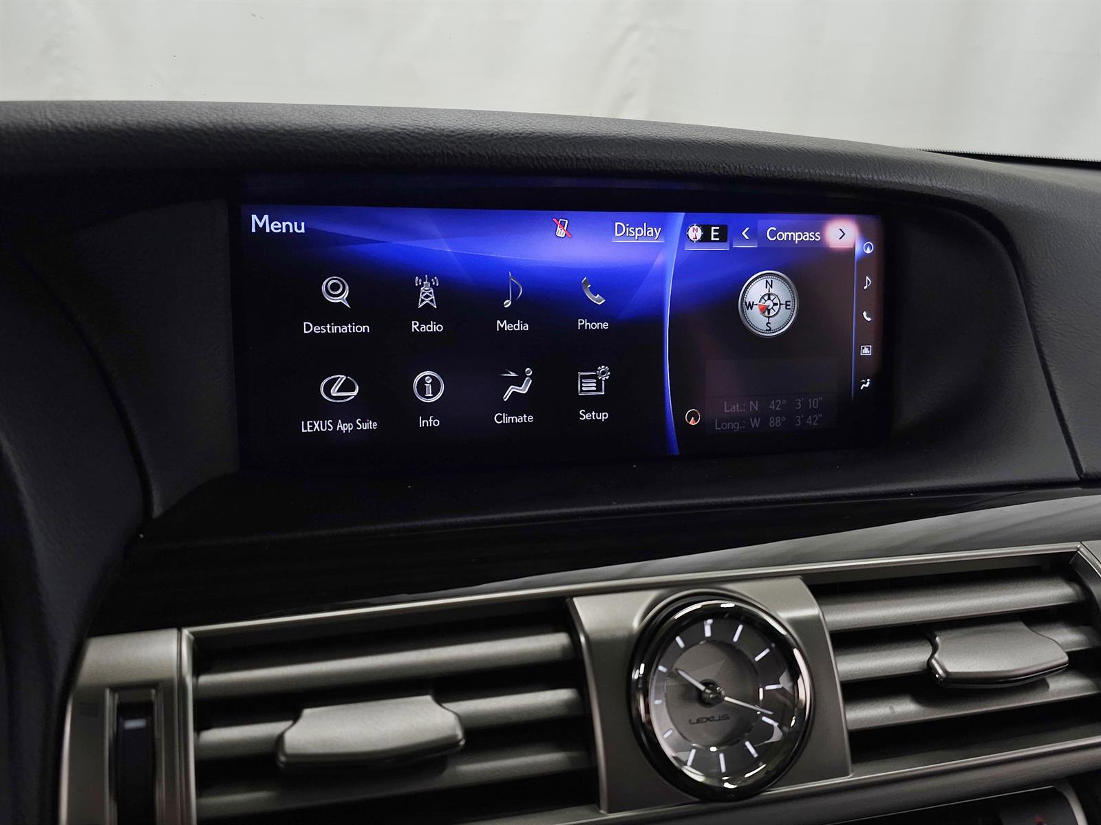 Used 2017 Lexus LS 460 AWD image 23