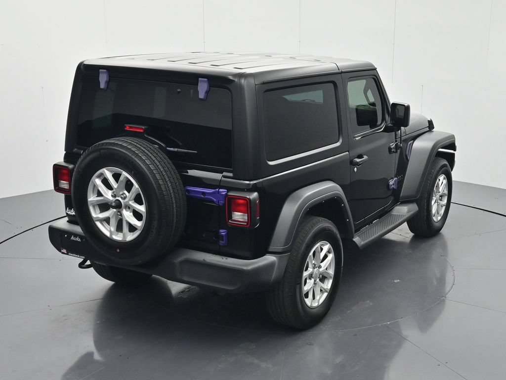 Used 2023 Jeep Wrangler Sport AWD/4WD image 32