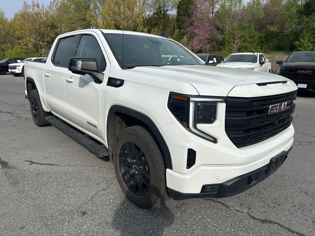 Used 2024 GMC Sierra 1500 Elevation w/ Elevation Premium Package image 3