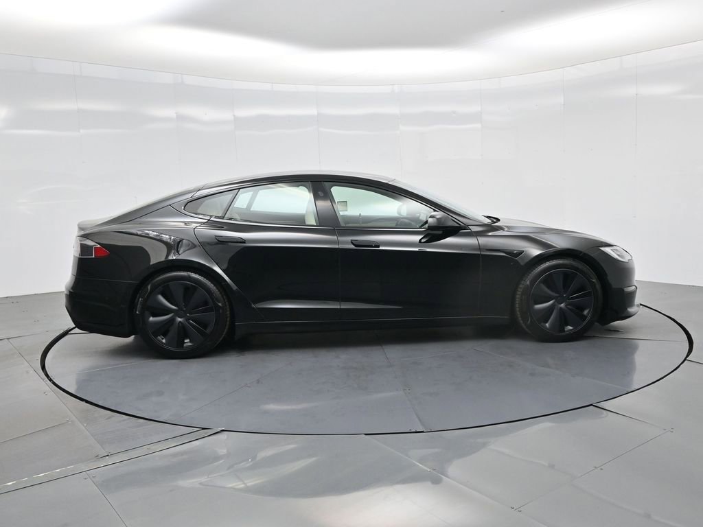 Used 2021 Tesla Model S Plaid image 5