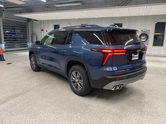 New 2026 Chevrolet Traverse LT w/ Driver Confidence Package image 9
