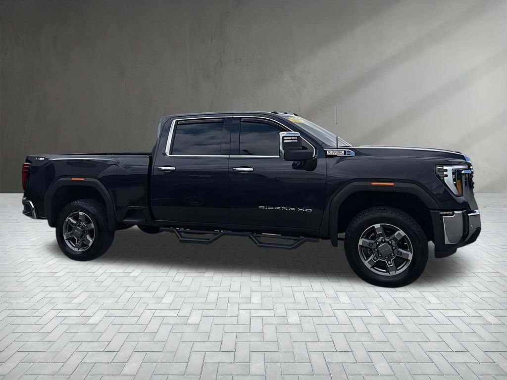 Used 2025 GMC Sierra 2500 SLT AWD/4WD image 18