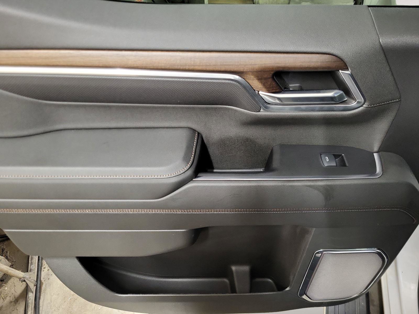 Used 2024 Chevrolet Silverado 1500 High Country w/ High Country Premium Package image 20