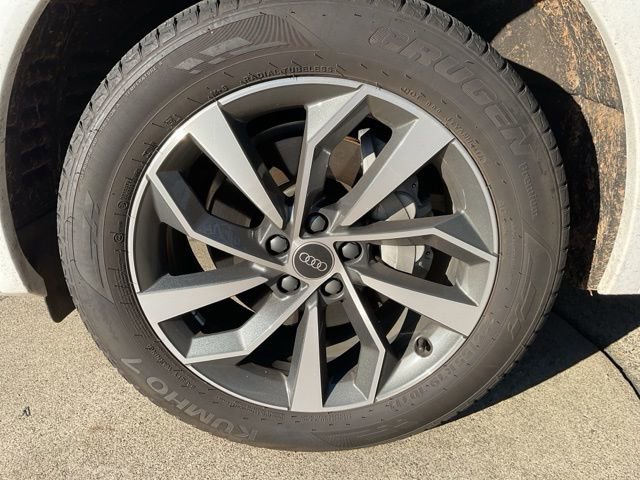 Used 2024 Audi Q5 2.0T Premium image 10
