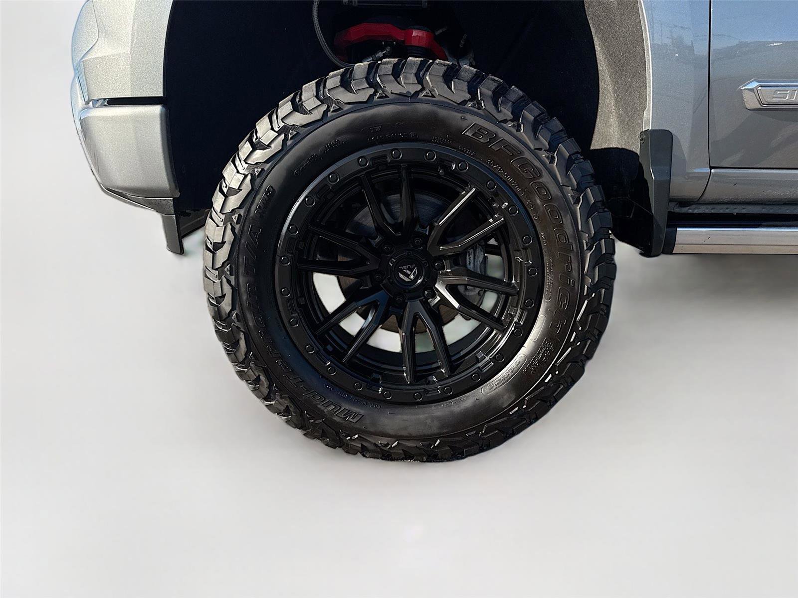 Used 2023 Chevrolet Silverado 1500 High Country w/ Z71 Off-Road Package AWD/4WD image 30