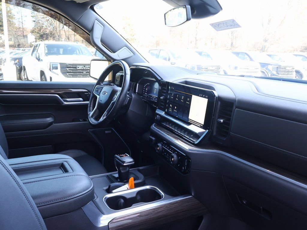 Certified 2022 Chevrolet Silverado 1500 RST w/ RST All Star Premium Package image 40