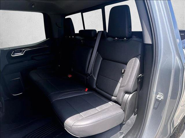 Used 2026 Chevrolet Silverado 1500 LT Trail Boss w/ Convenience Package II AWD/4WD image 28