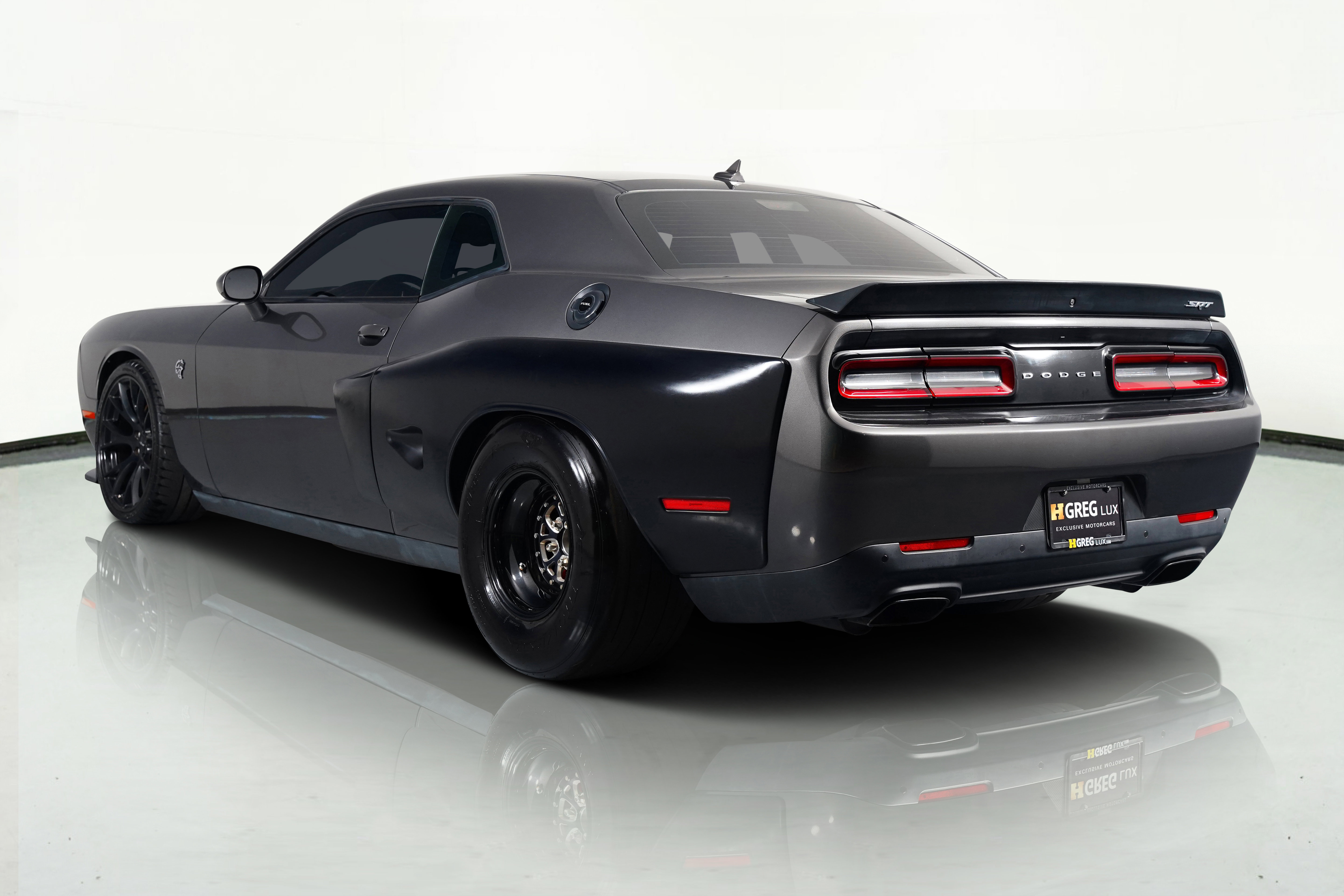 Used 2016 Dodge Challenger SRT Hellcat image 18