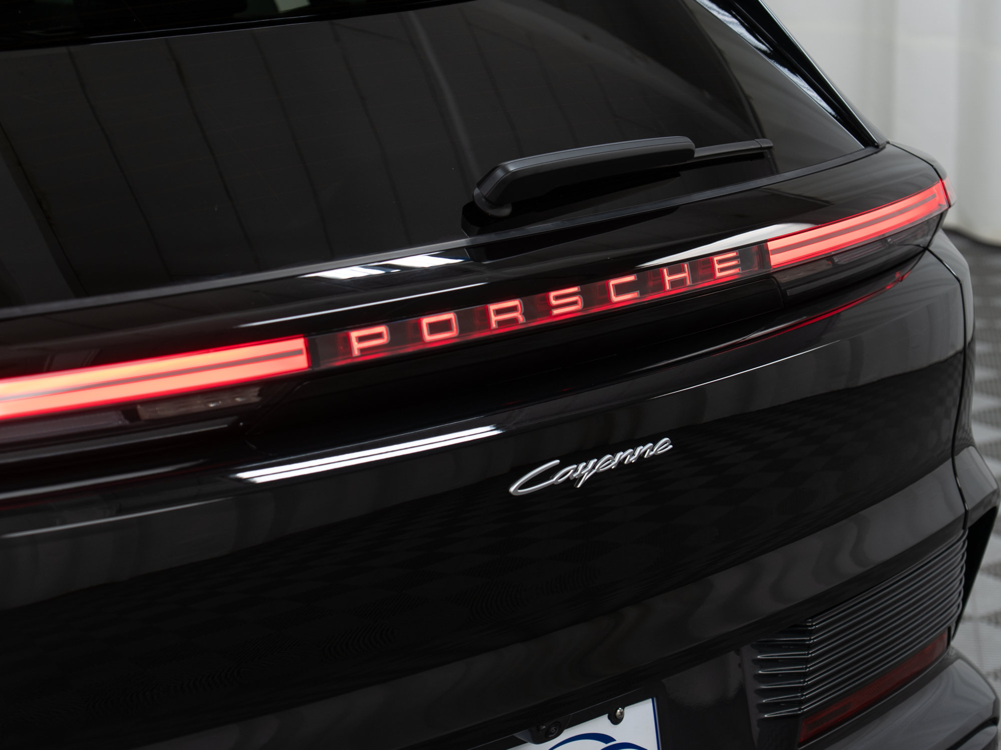 New 2026 Porsche Cayenne Electric AWD/4WD image 39