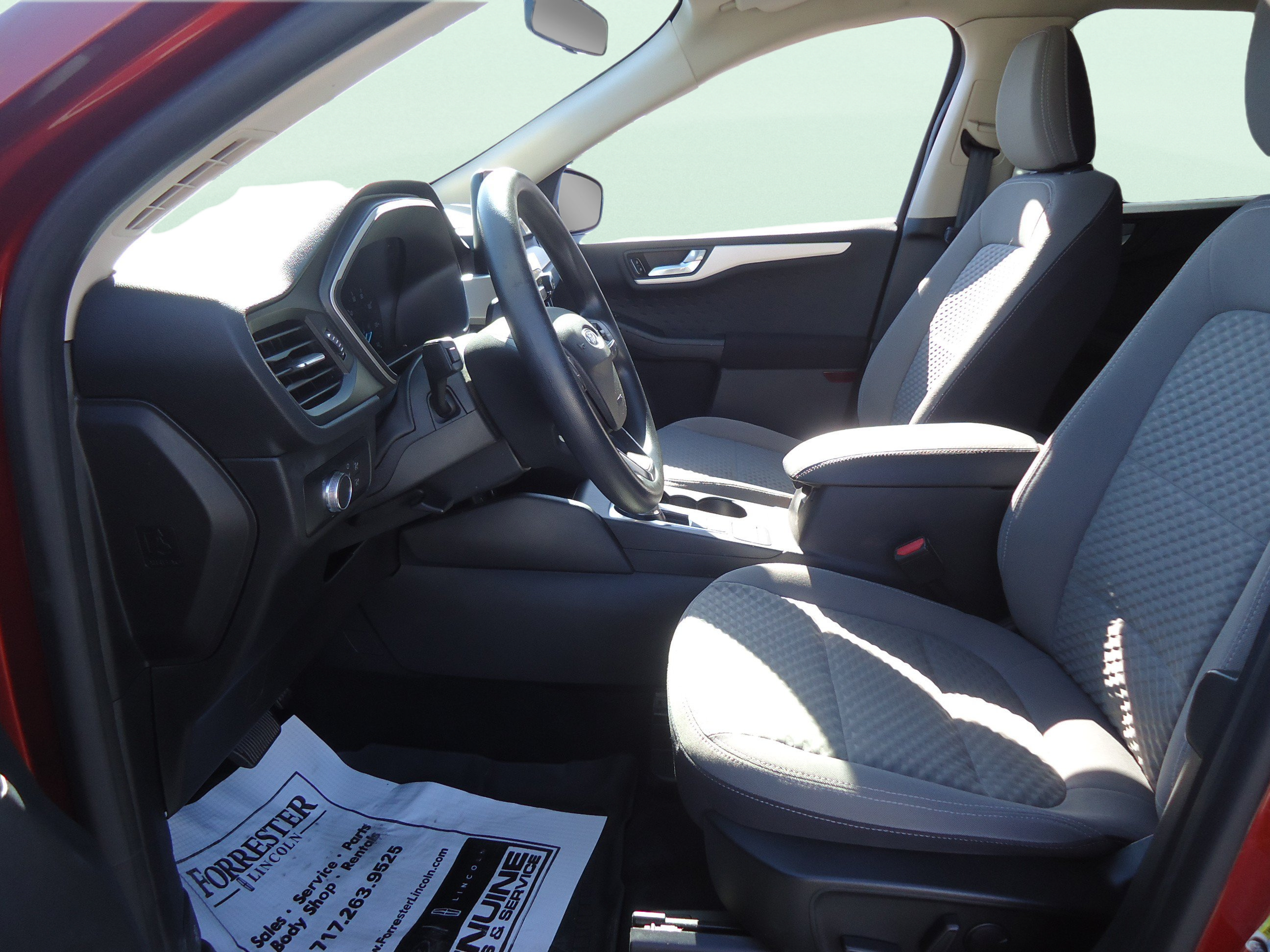 Used 2020 Ford Escape SE AWD/4WD image 21