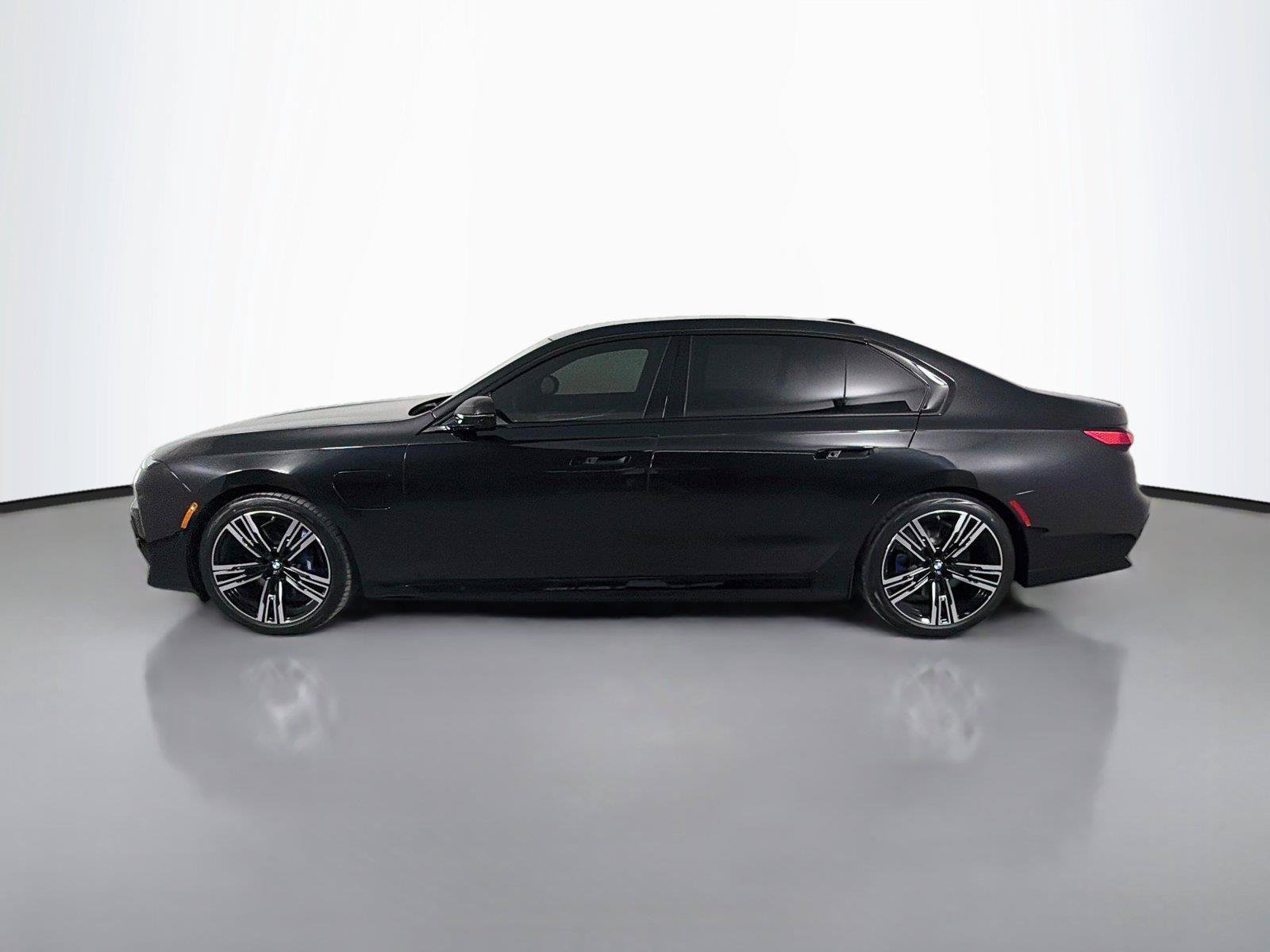 New 2026 BMW 750e xDrive w/ Executive Package AWD/4WD image 8