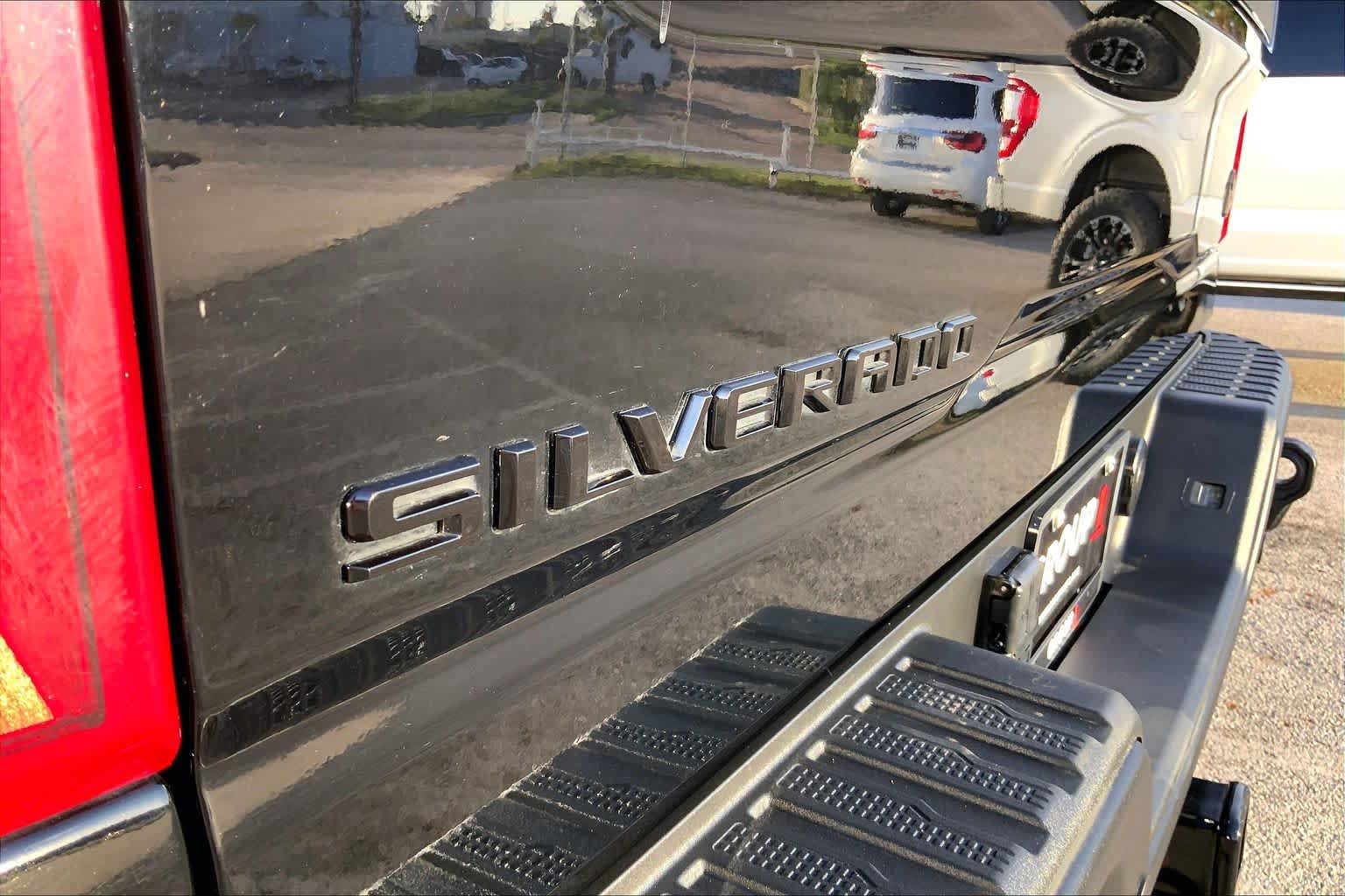 Used 2024 Chevrolet Silverado 2500 ZR2 w/ ZR2 Bison Edition AWD/4WD image 31