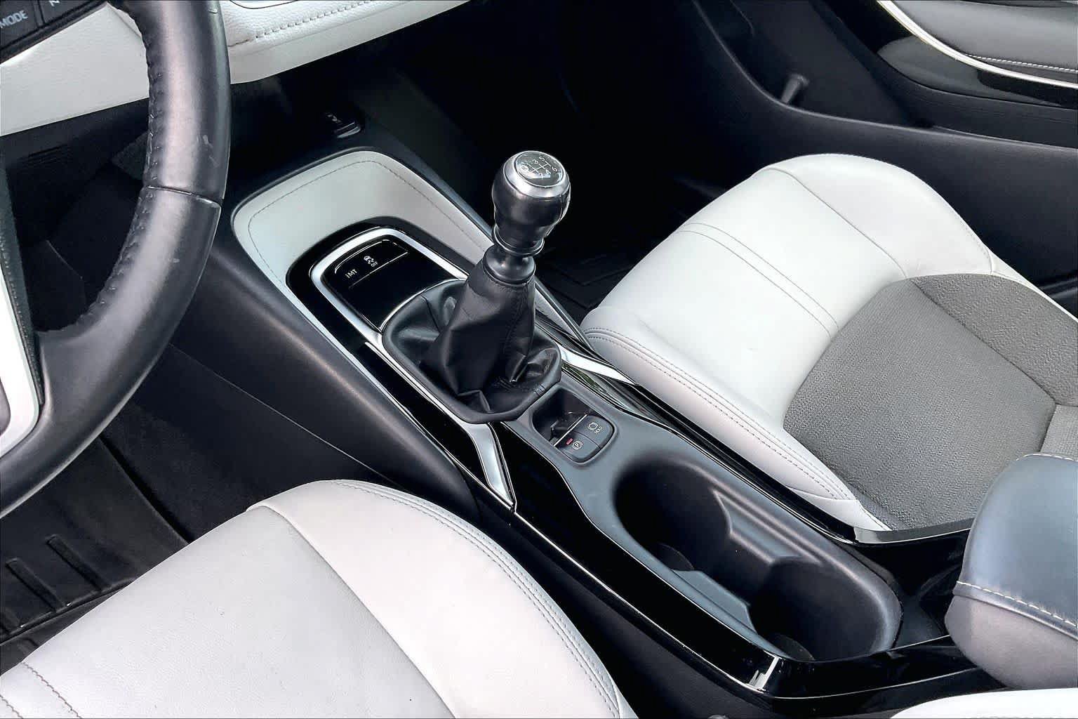 Used 2019 Toyota Corolla XSE FWD image 15