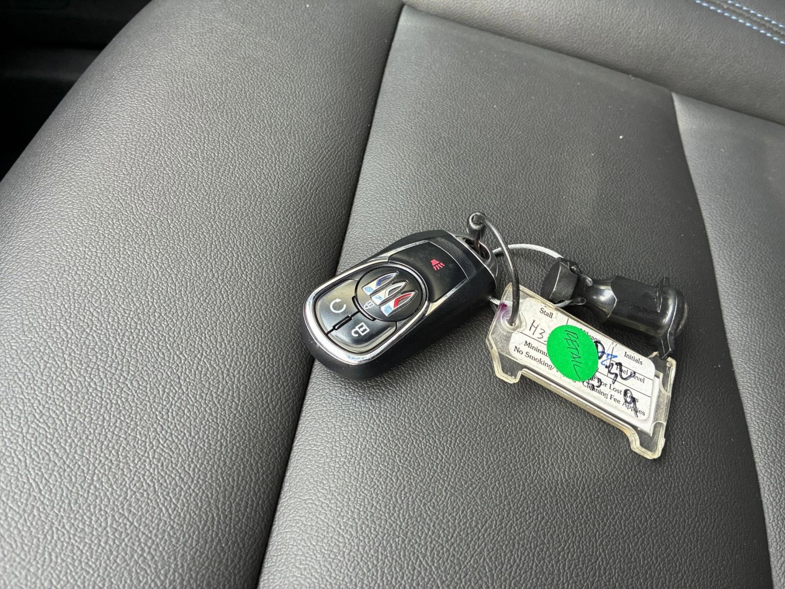 Used 2025 Buick Envista Sport Touring image 24