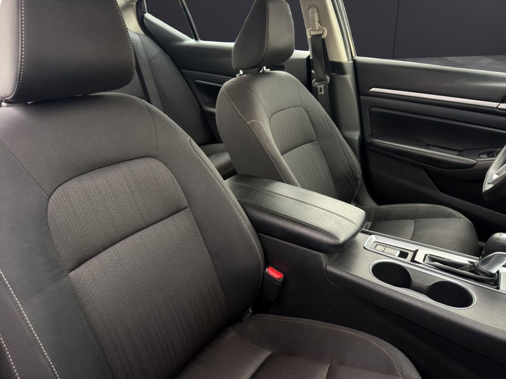 Used 2022 Nissan Altima 2.5 SV image 14