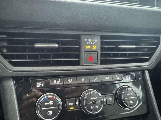 Used 2021 Volkswagen Jetta R-Line w/ R-Line Cold Weather Package image 21