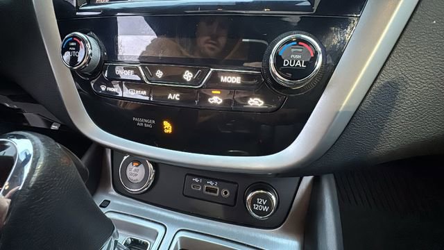 Used 2021 Nissan Murano SL w/ SL Moonroof Package image 9