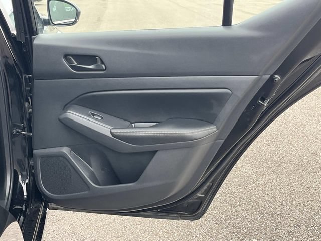 Used 2025 Nissan Altima 2.5 SV FWD image 19