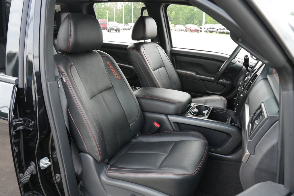 Used 2021 Nissan Titan PRO-4X w/ Pro-4x Convenience Package AWD/4WD image 24