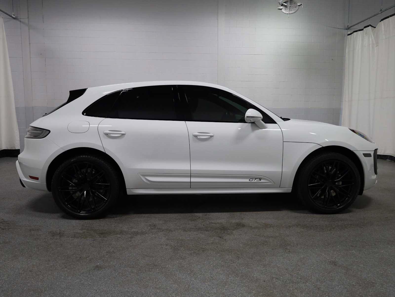 Certified 2023 Porsche Macan GTS AWD/4WD image 10