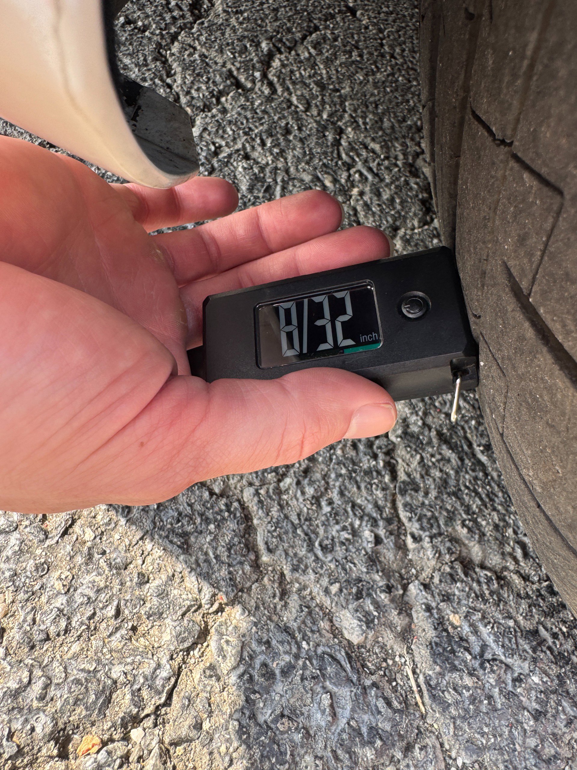 Used 2015 Aston Martin DB9 Coupe image 68