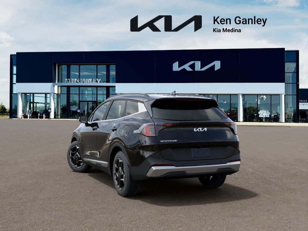 New 2026 Kia Sportage EX w/ EX Panorama Roof Package FWD image 4