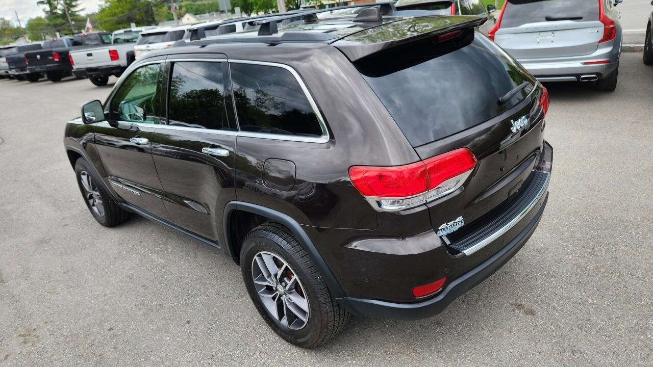 Used 2017 Jeep Grand Cherokee Limited w/ Luxury Group II AWD/4WD image 11