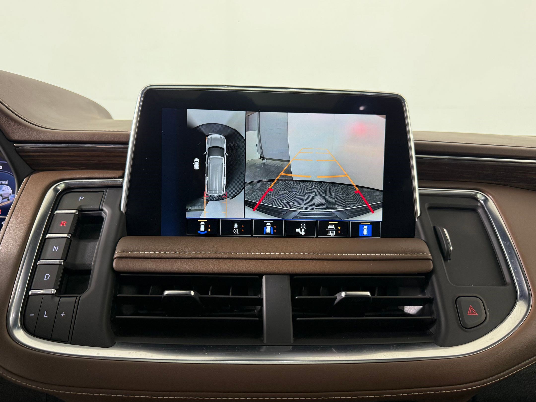 Used 2023 Chevrolet Tahoe High Country image 22