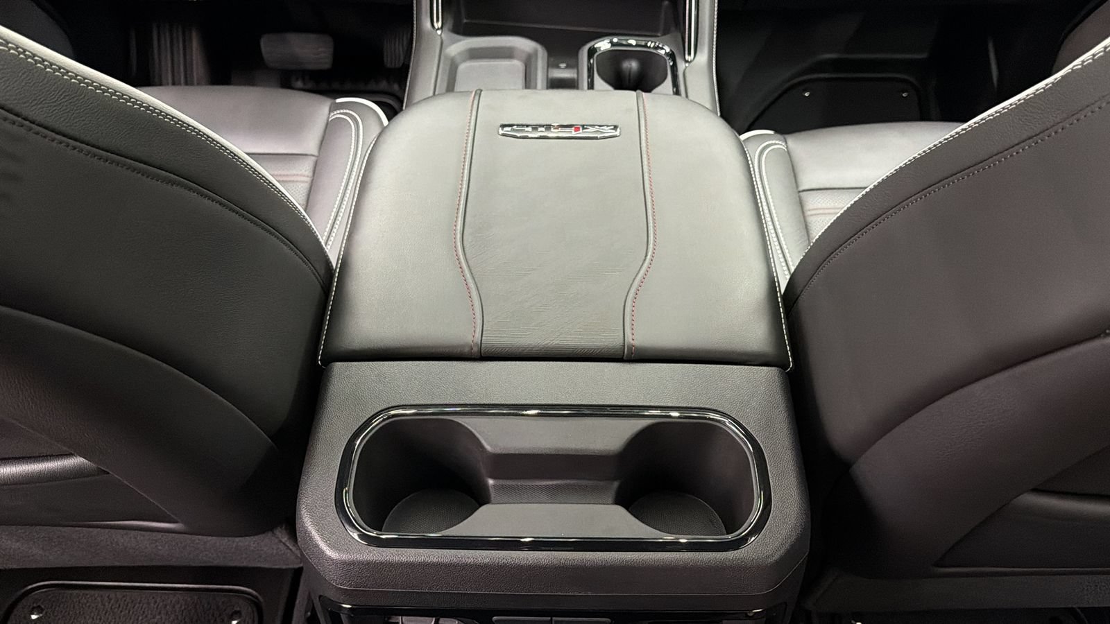 Used 2026 GMC Sierra 2500 AT4X AWD/4WD image 38