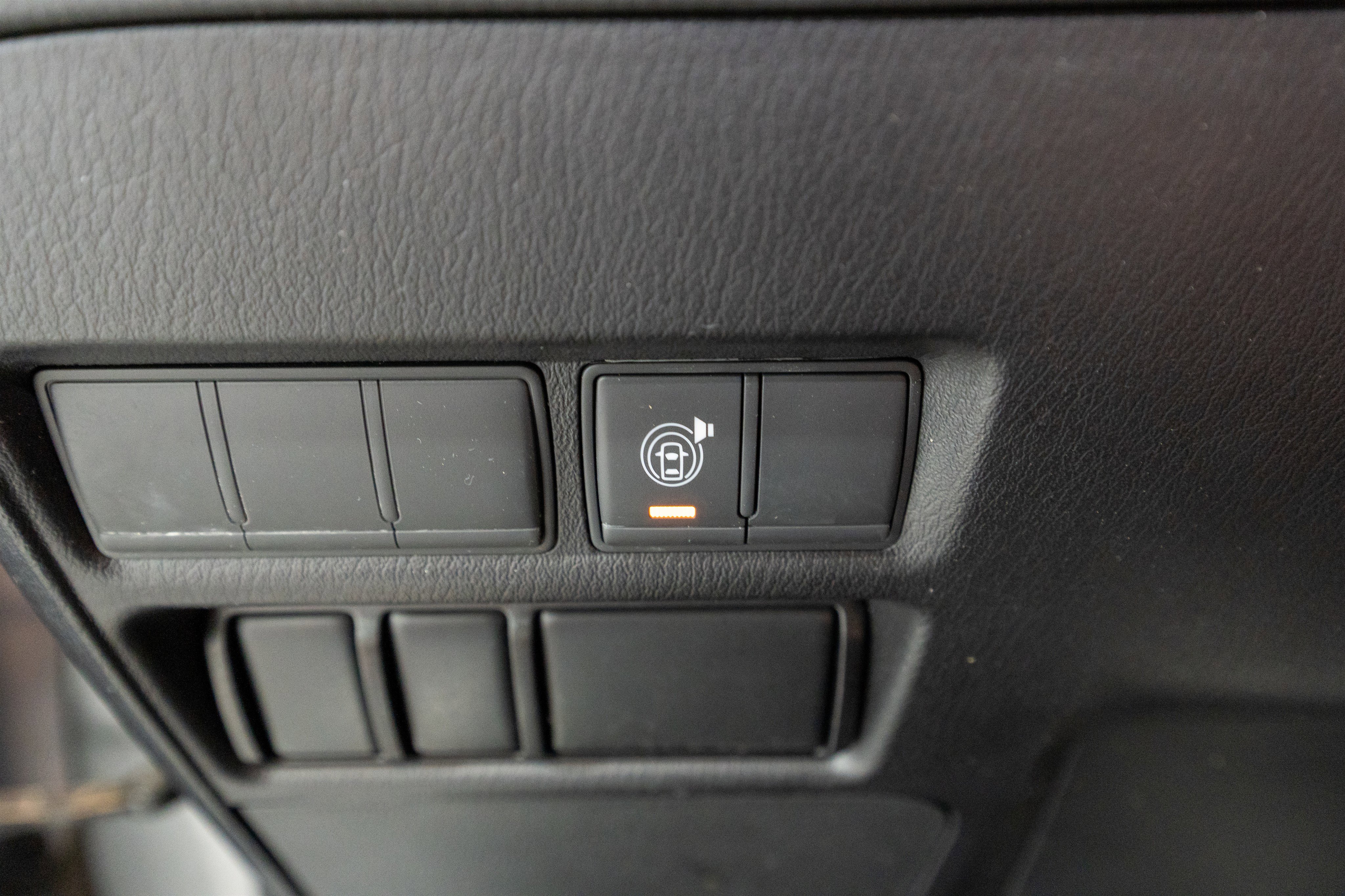 Used 2022 Nissan Armada SV w/ Cargo Package RWD image 30
