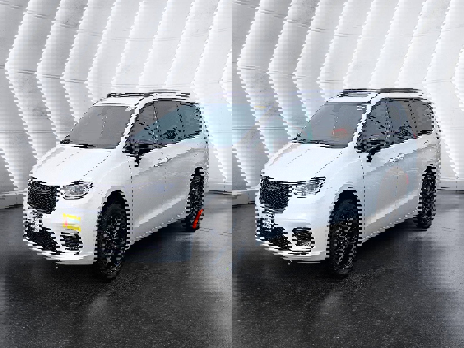 New 2026 Chrysler Pacifica Limited image 2