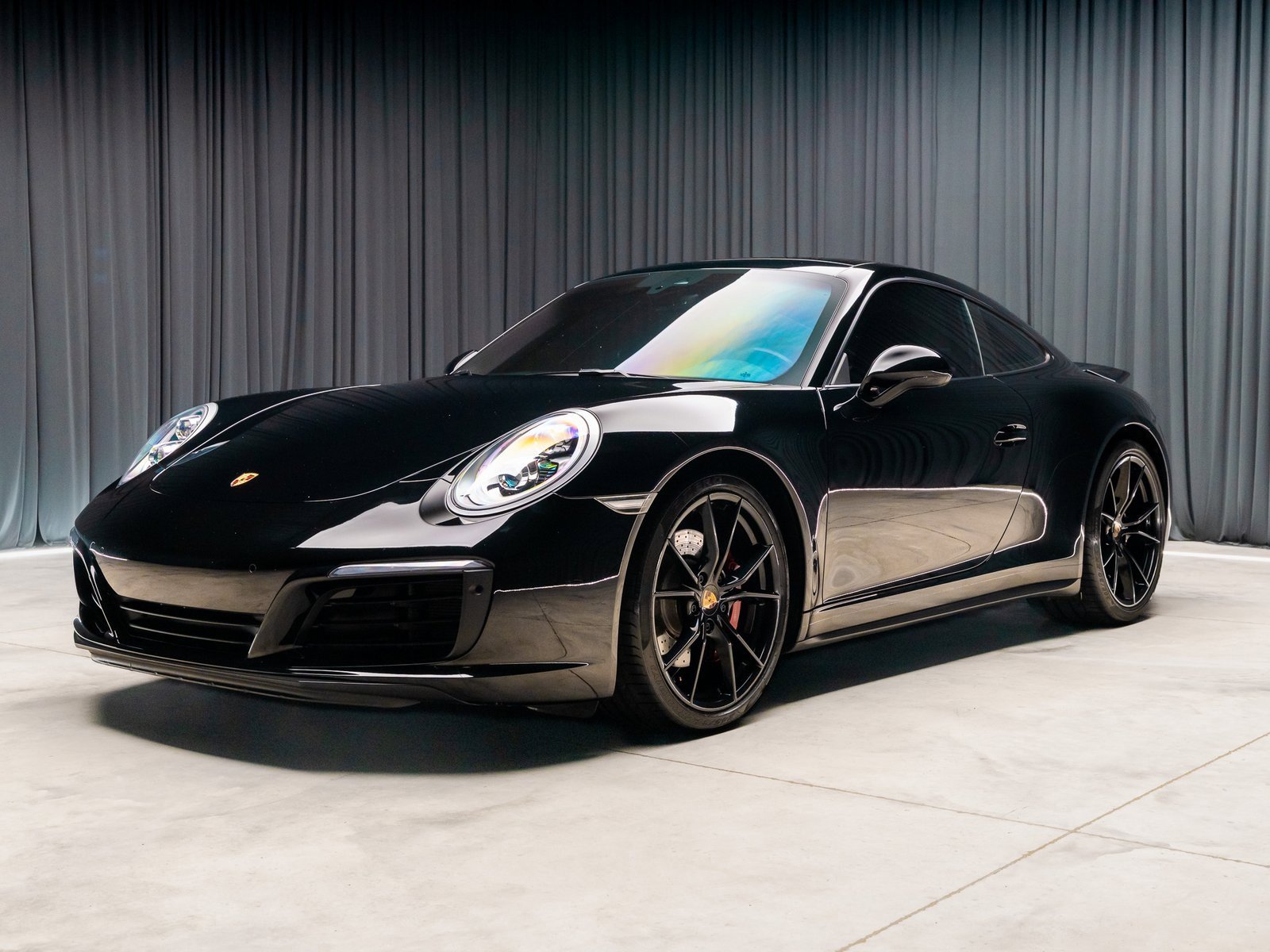 Used 2018 Porsche 911 Carrera 4S image 22