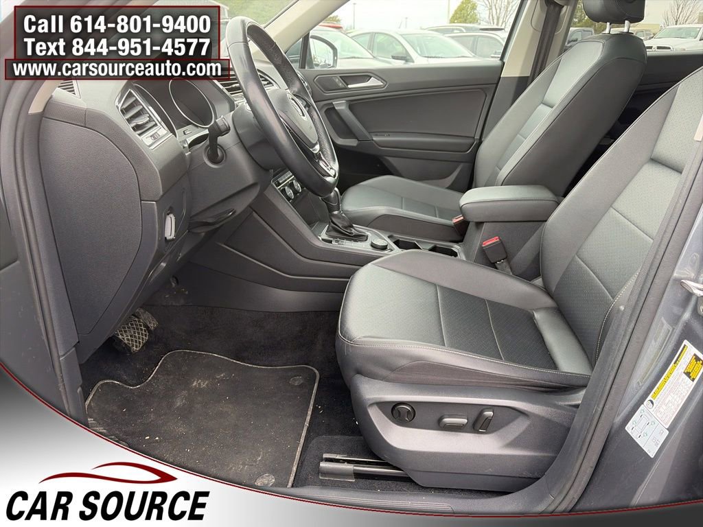 Used 2019 Volkswagen Tiguan SE w/ Panoramic Sunroof Package image 14
