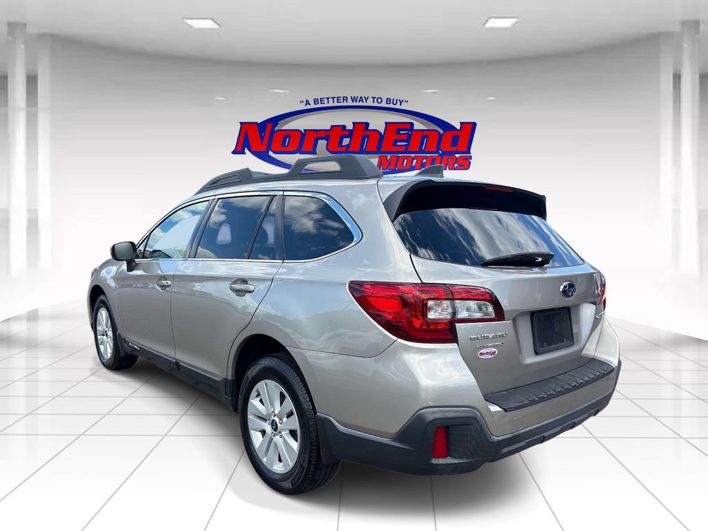 Used 2018 Subaru Outback 2.5i Premium AWD/4WD image 5