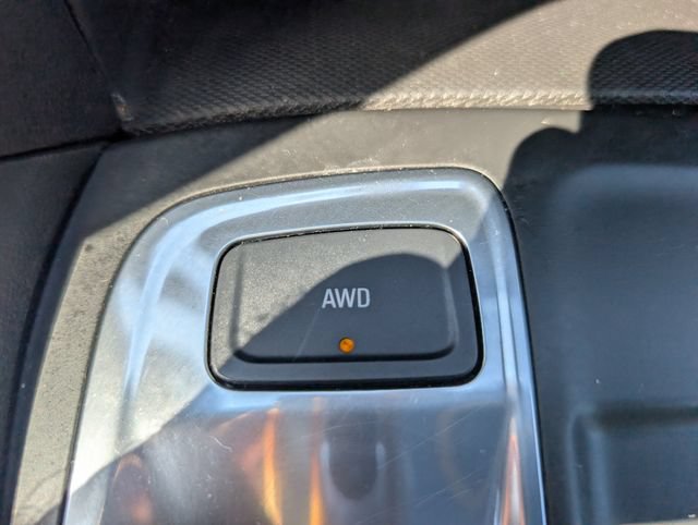 Used 2024 Chevrolet Equinox LT w/ LPO, Floor Liner Package AWD/4WD image 25