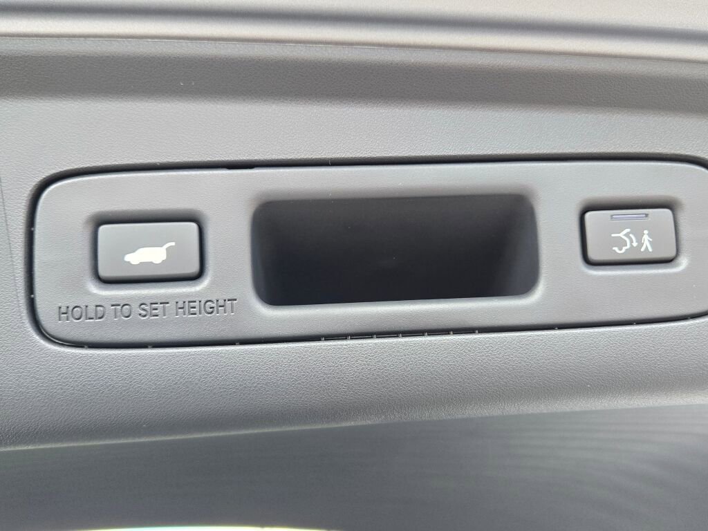 New 2026 Acura ADX FWD image 21