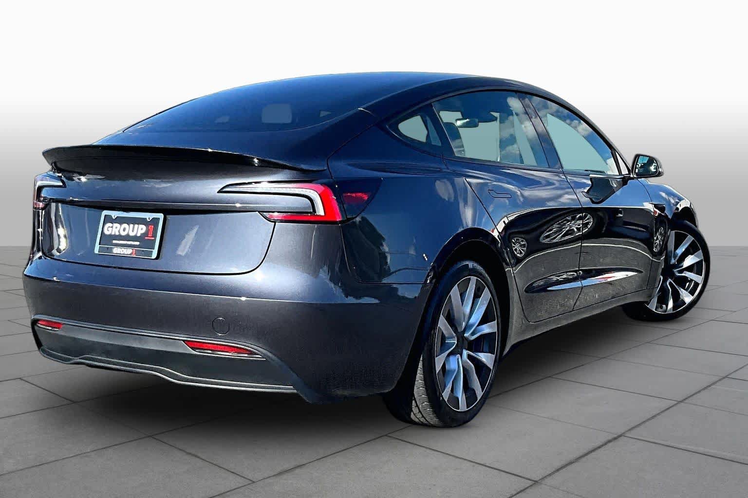 Used 2024 Tesla Model 3 Long Range AWD/4WD image 11
