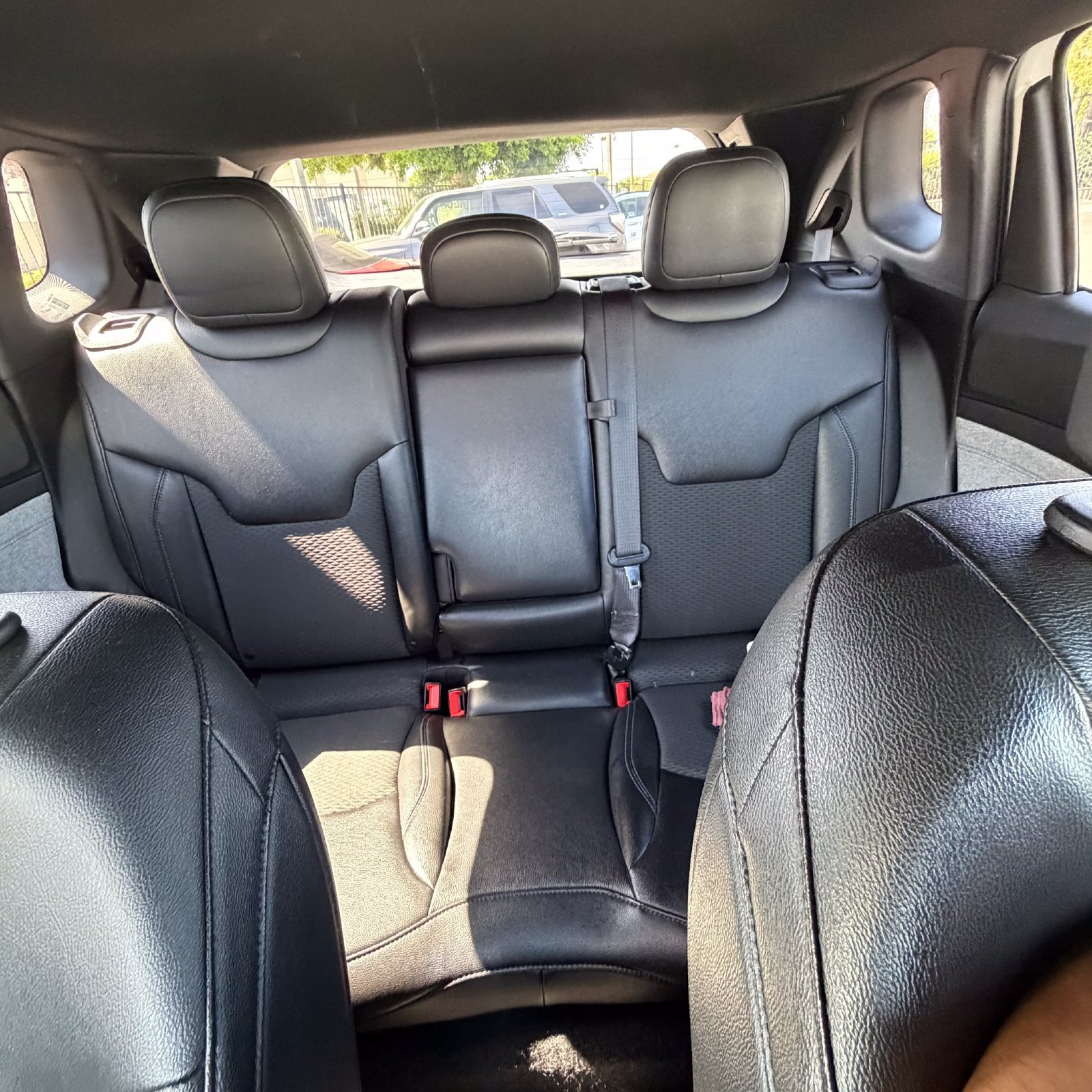 Used 2024 Jeep Compass Latitude AWD/4WD image 33