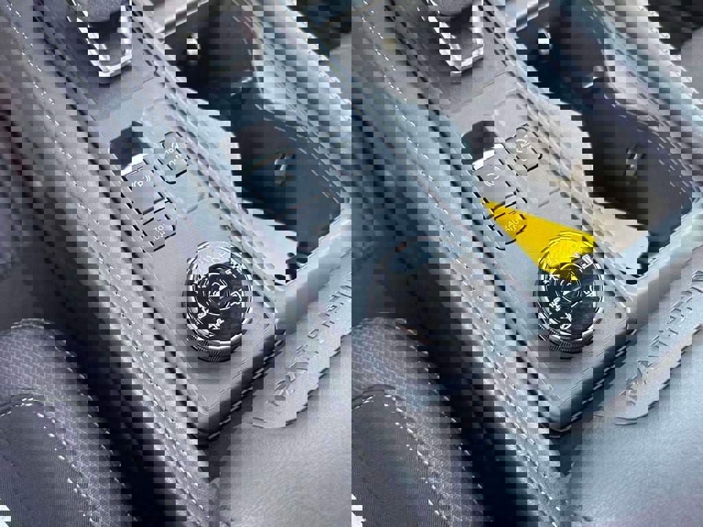 Certified 2025 Nissan Pathfinder S image 30