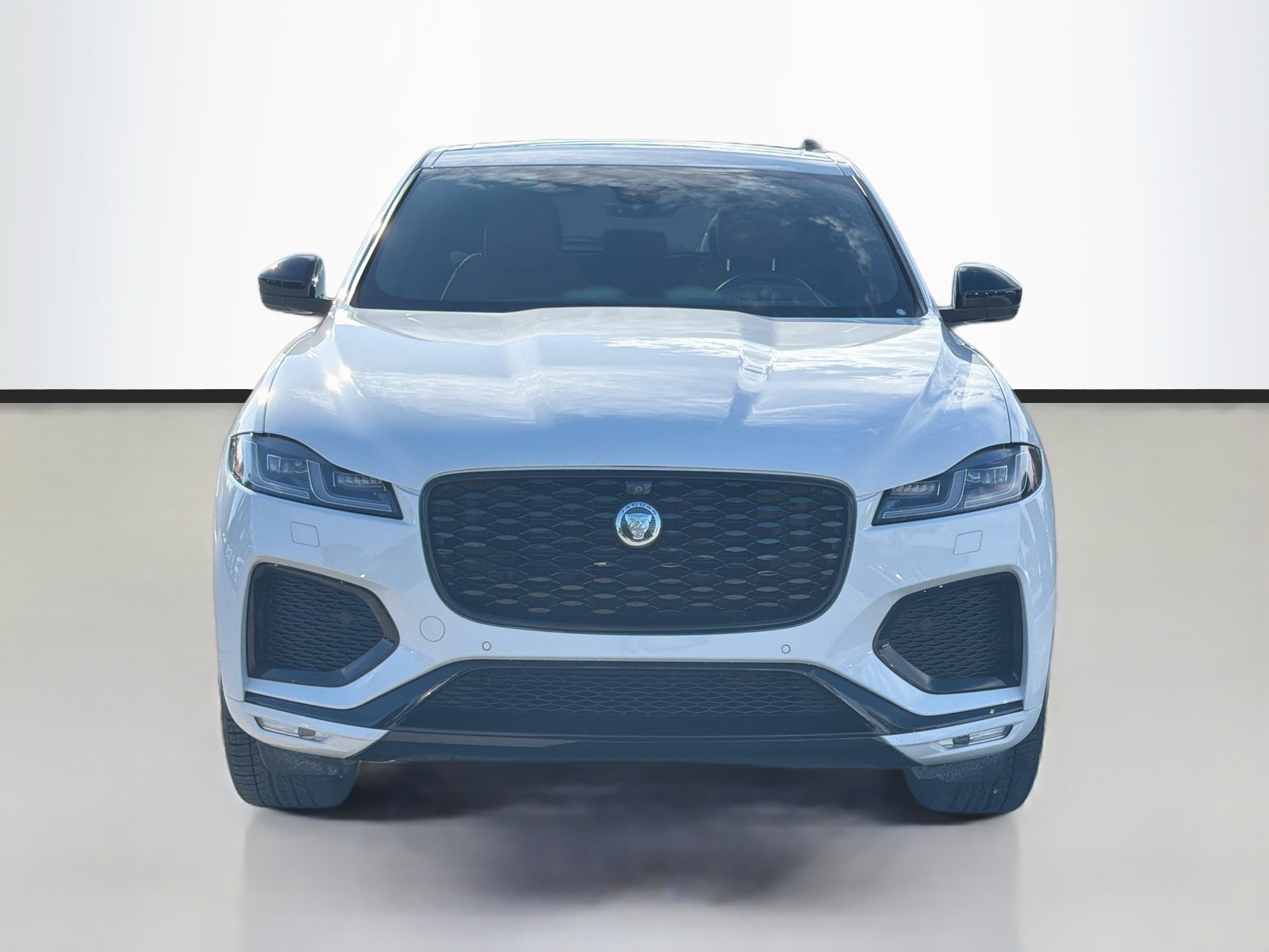 Used 2026 Jaguar F-PACE R-Dynamic S AWD/4WD image 8