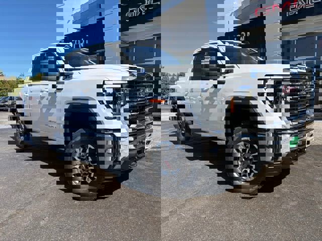 New 2025 GMC Sierra 2500 SLE image 3