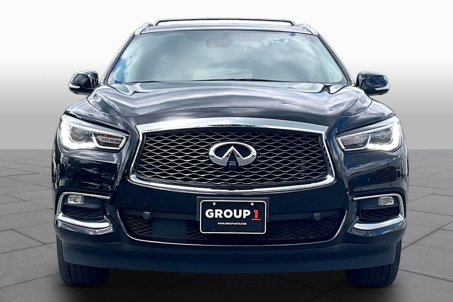 Used 2018 INFINITI QX60 Luxe w/ Deluxe Technology Package AWD/4WD image 3