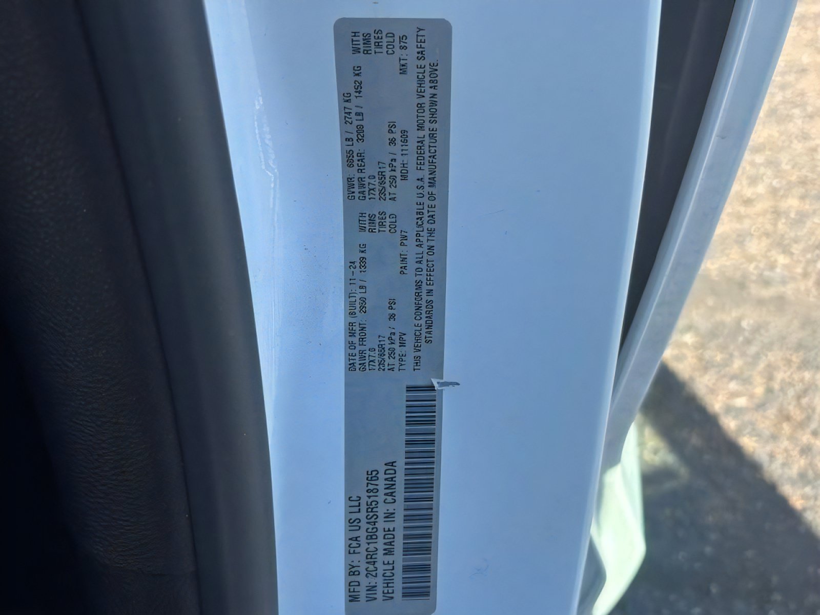 Used 2025 Chrysler Pacifica Select FWD image 32