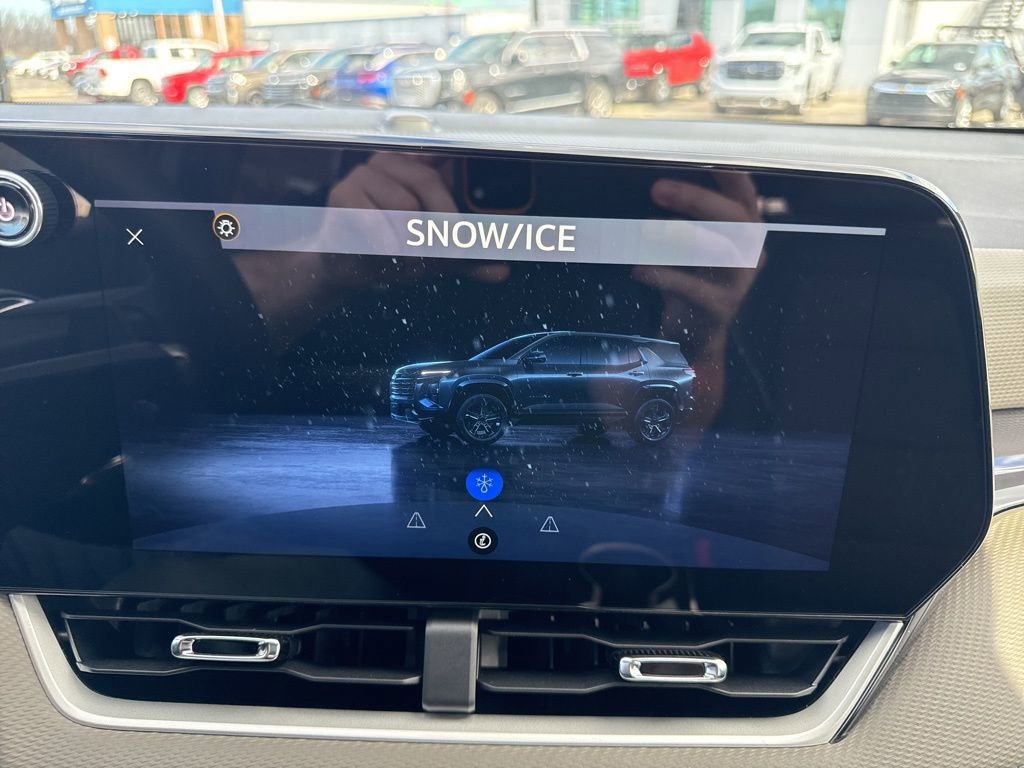 New 2026 Chevrolet Equinox LT w/ Convenience Package II image 23