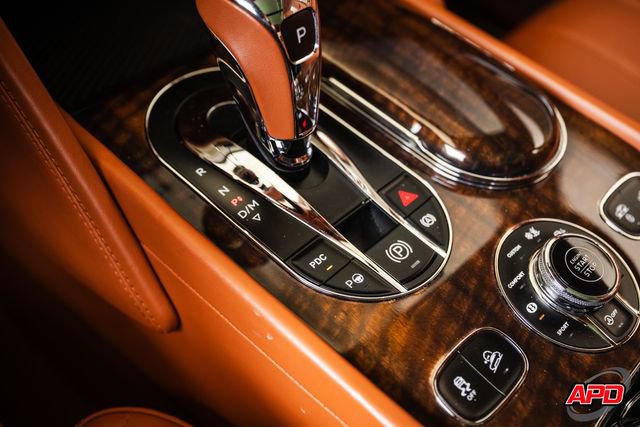 Used 2017 Bentley Bentayga image 22