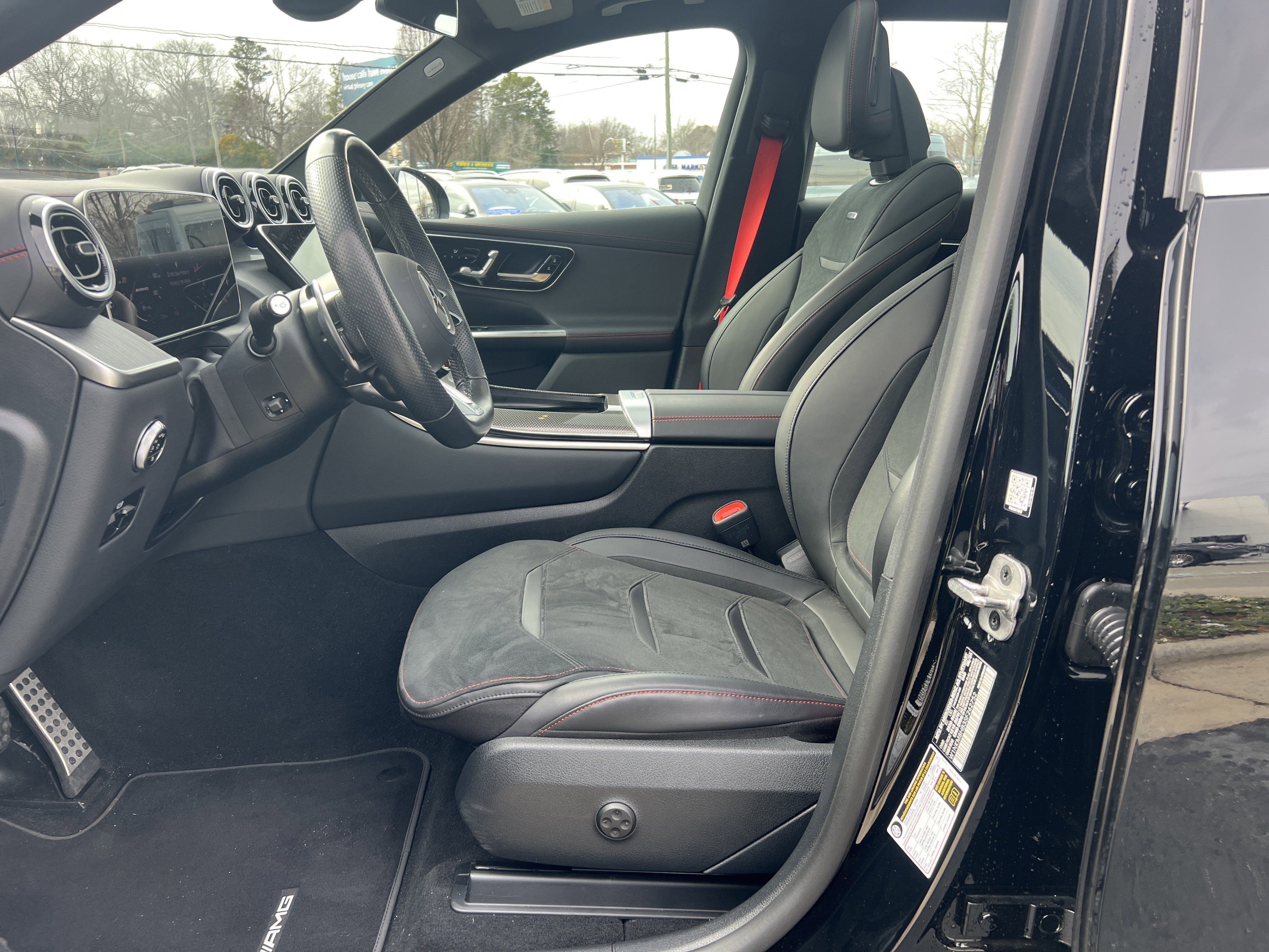 Certified 2025 Mercedes-Benz GLC 43 AMG 4MATIC image 16