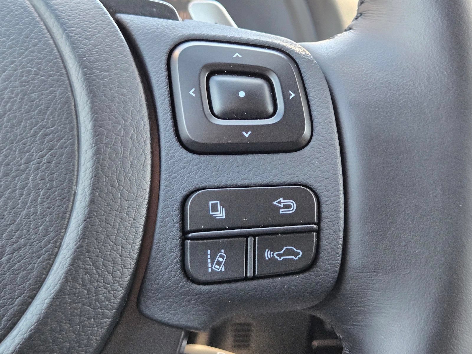 Used 2025 Lexus IS 300 F Sport RWD image 27