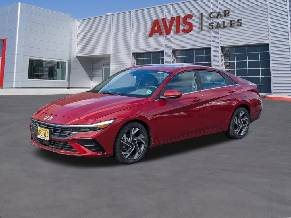 Used 2025 Hyundai Elantra SEL