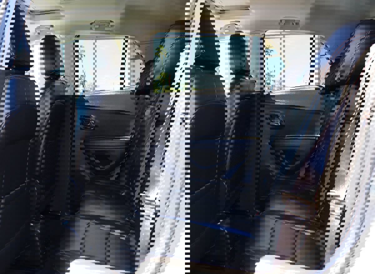 Used 2020 Chevrolet Trax Premier w/ LPO, Protection Package FWD image 30