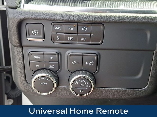 Used 2025 Chevrolet Tahoe RST w/ Comfort Package image 16